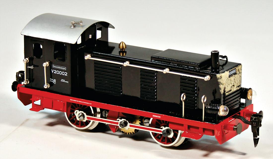 track 0, V2 0002, German Federal Railway, shunting (1 of 1)