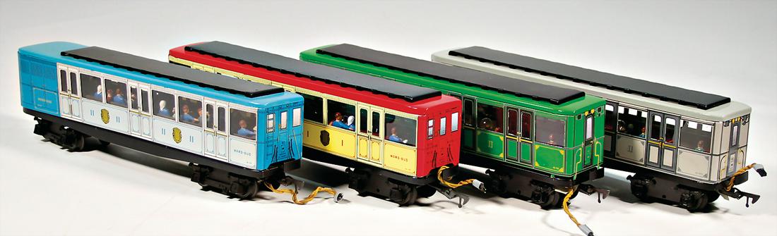 A.S. PARIS track 0, Parisian subway, 4-pieces, sheet: A.S. PARIS track 0, Parisian subway, 4-pieces, sheet metal, lithographed, with interior fittings and figures, visually very good condition German Description A.S. Paris Spur 0, Pariser U-Bahn, 4-teili