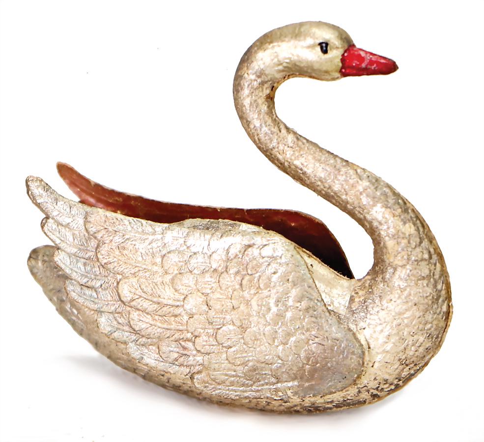 DRESDEN CARDBOARD Christmas tree decoration, swan, 6.5: DRESDEN CARDBOARD Christmas tree decoration, swan, 6.5 cm German Description DRESDNER PAPPE Christbaumschmuck, Schwan, 6,5 cm