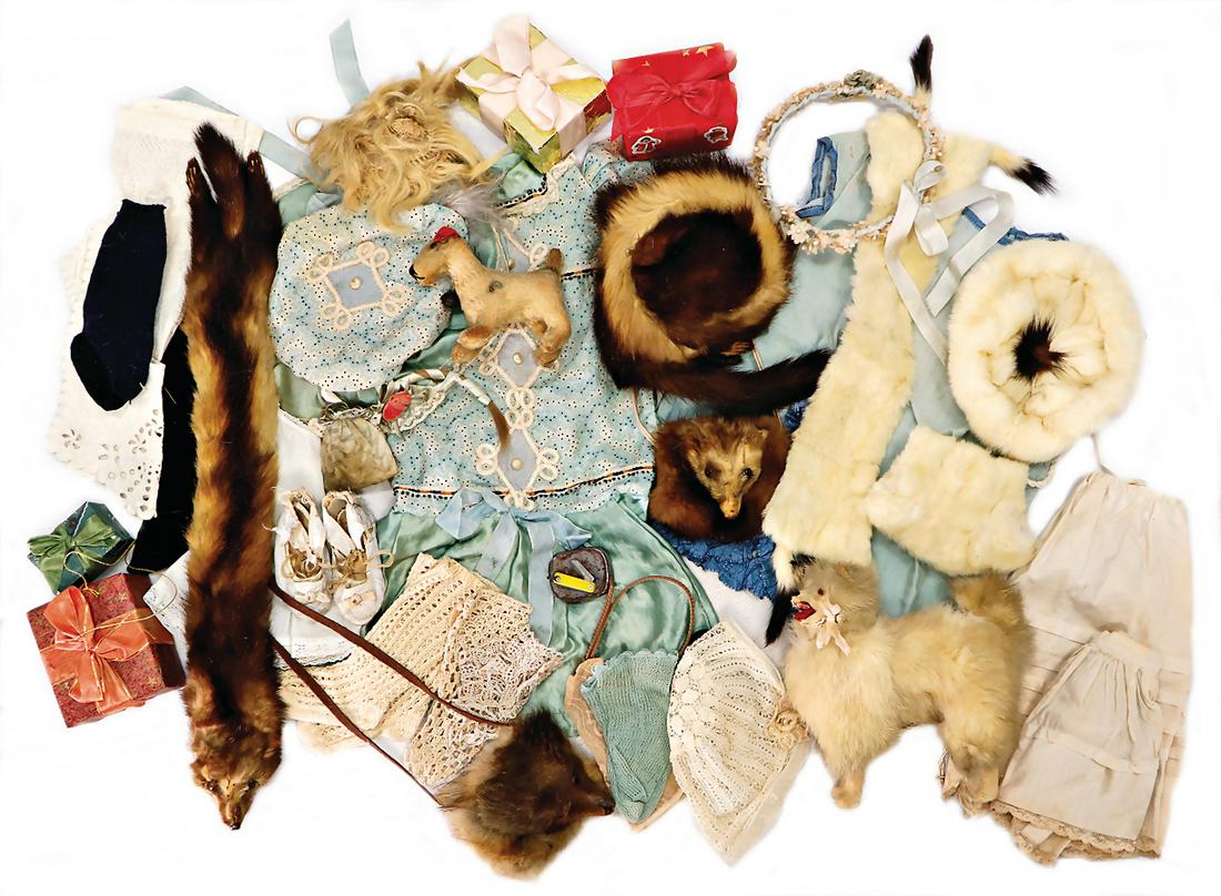 mixed lot of  doll clothes, among it 2 fur caps, 1 (1 of 1)