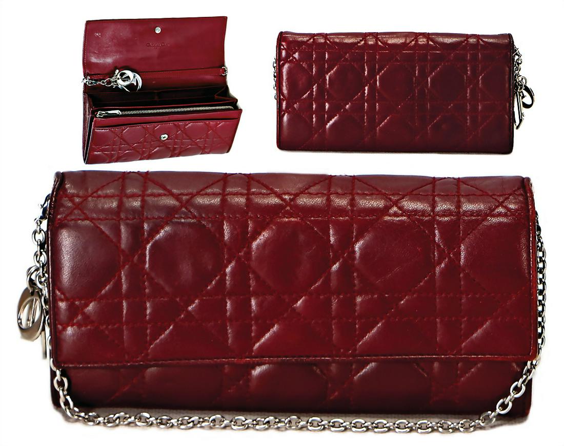 DIOR wallet, silver colored fittings, soft lamb's: DIOR wallet, silver colored fittings, soft lamb's leather, 6 credit card slots, and bank note compartments, in the middle a coin pocket with zipper, snap fastener, width: 20 cm, height: 10 cm, worn bu