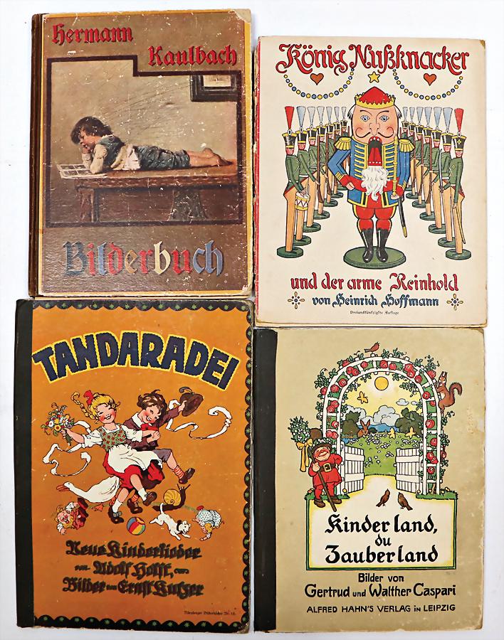 Konv. Bilderbücher, Herrmann Kaulbach, Zust. 3, ?König: Konv. Bilderbücher, Herrmann Kaulbach, Zust. 3, ?König Nussknacker u. der arme Reinhold?, von Heinrich Hoffmann, nicht kompl., Zust. 3-4, ?Kinderland u. Zauberland?, Bilder von Gertrud u. Walter Cas