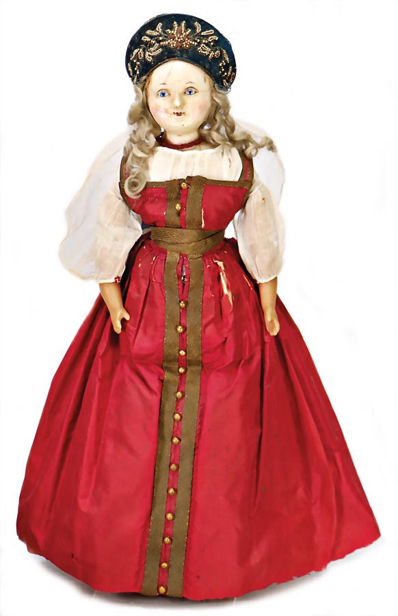 Wachs überzogene Papiermaché-Brustblattkopf-Puppe,: Wachs überzogene Papiermaché-Brustblattkopf-Puppe, England um 1850/60, 56 cm, fest einges. blaue Glasaugen, Spannungsrisse im Wachs, Mohair-Perücke, Stoffkörper, Orig.-Kleidung, teilw. altersbed. 