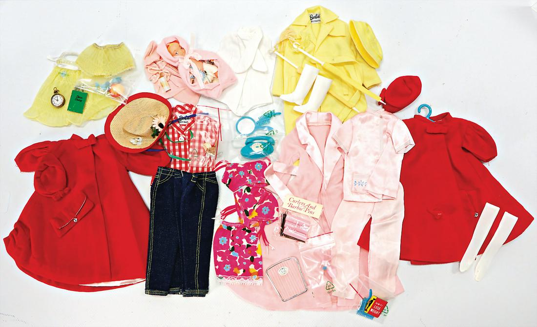 MATTEL Konv. Barbie Outfits, meist nicht kompl., oder (1 of 1)