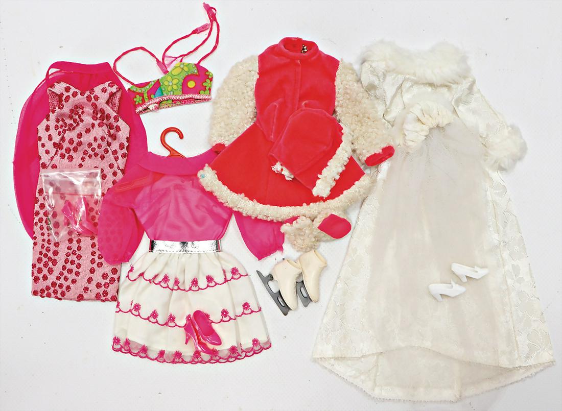 MATTEL Konv. Barbie Outfits, nicht kompl., Outfit #: MATTEL Konv. Barbie Outfits, nicht kompl., Outfit # 1880, 1793, 1868, 1440