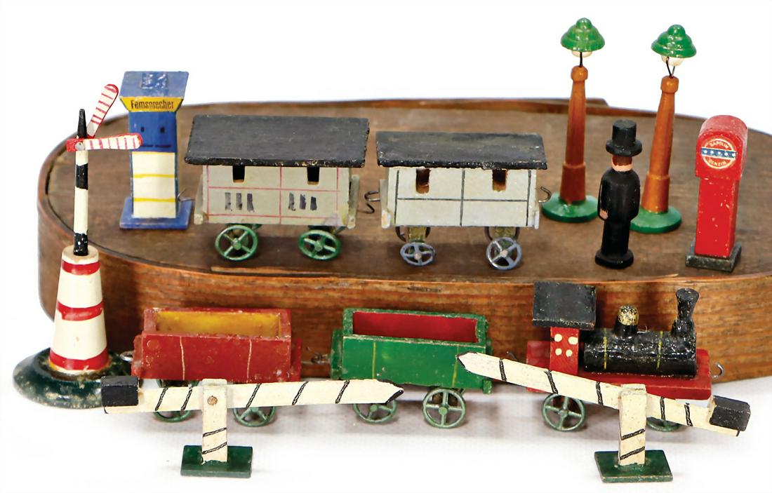 ERZGEBIRGE miniatures, train with tin wheels and (1 of 1)