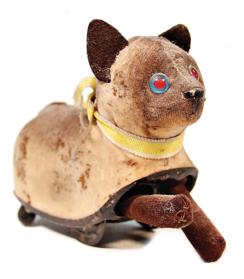 SCHUCO Tippy, cat, 10.5 cm, sheet metal/felt, clock: SCHUCO Tippy, cat, 10.5 cm, sheet metal/felt, clock mechanism is intact, slightly used, good German Description SCHUCO Tippy, Katze, 10,5 cm, Blech/Filz, Uhrwerk intakt, leicht bespielt, gut