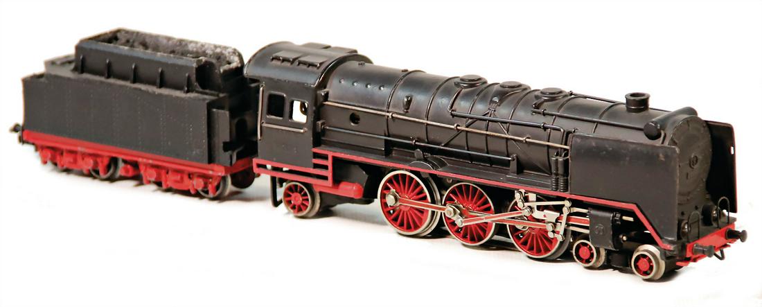MÄRKLIN H0, HR 800, fast train locomotive, casting, (1 of 1)