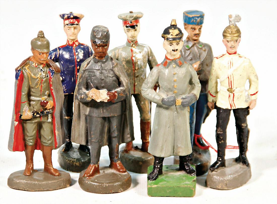 MOSTLY ELASTOLIN mass, 10.5 and  11 cm, 7 pieces, (1 of 1)