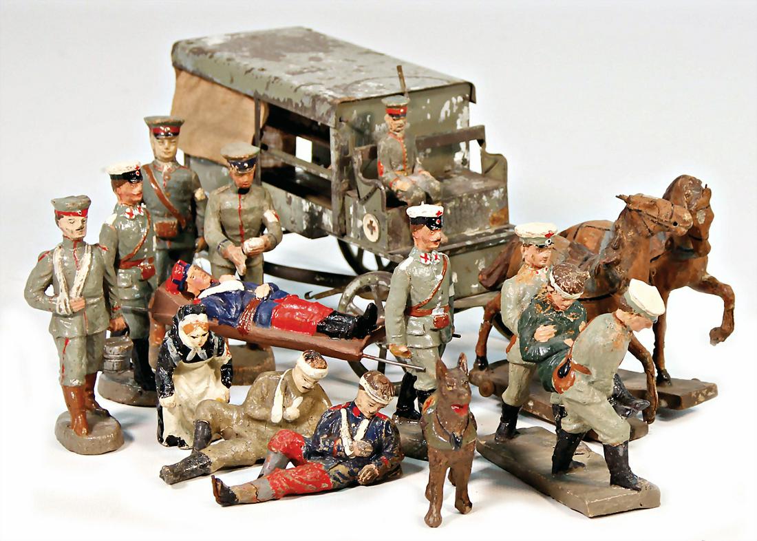 hospital car, sheet metal, First World War, the (1 of 1)