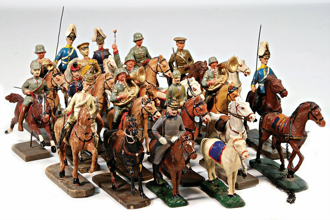 mixed lot of  mass items, horses and  rider, different (1 of 1)