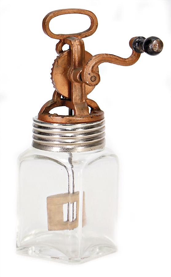 doll kitchen butter machine, height: 12.5 cm   German (1 of 1)