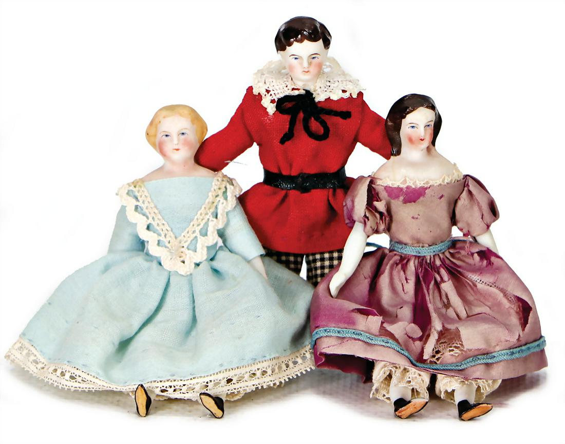 3 pieces, dollhouse dolls, Biedermeier, 8.5 cm, bisque (1 of 1)