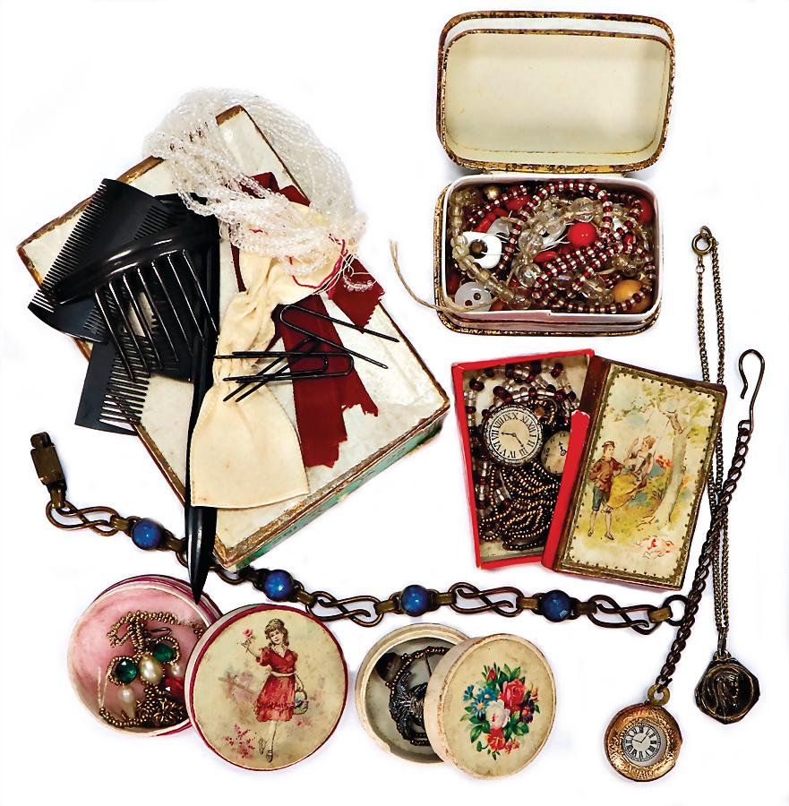 mixed lot of  tins for a ashion shop or as doll (1 of 1)