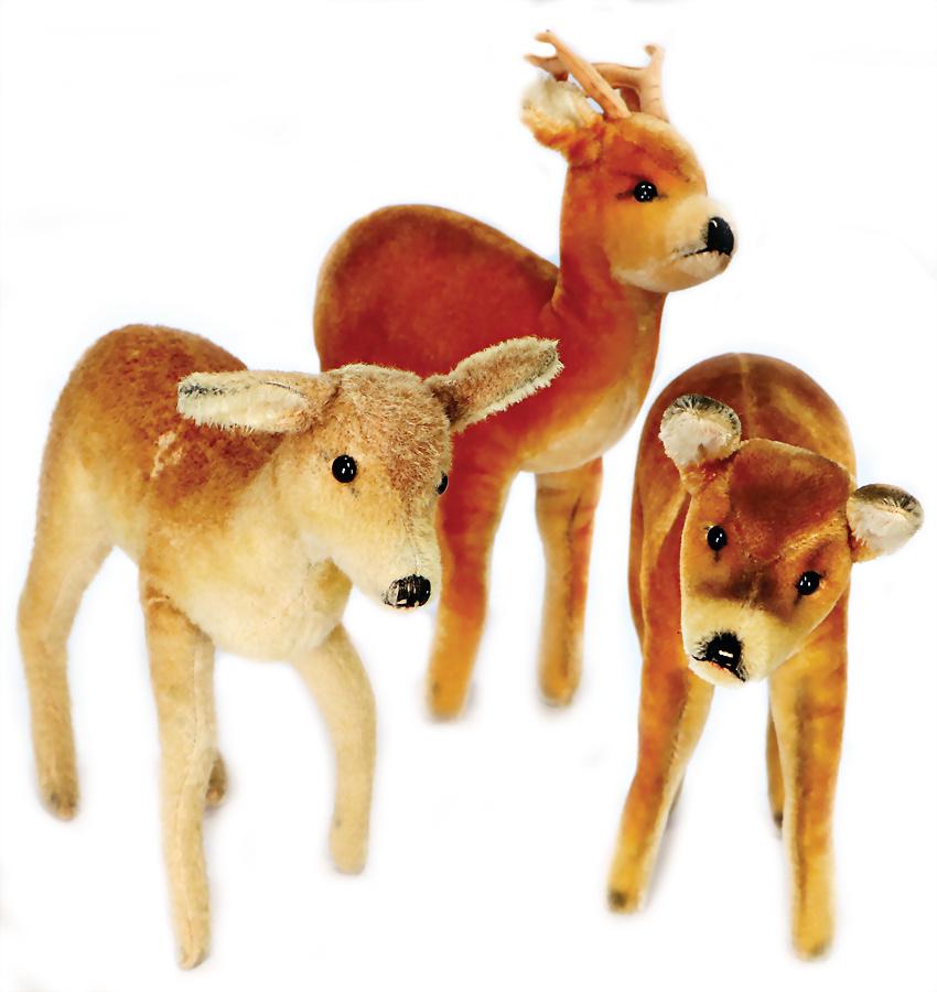 STEIFF 3 pieces, deer, pre-war era with button, long (1 of 1)