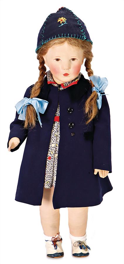 KÄTHE KRUSE Ilsebill, fabric head, seam is just: KÄTHE KRUSE Ilsebill, fabric head, seam is just recognizable under of the wig, brown painted eyes, stitched down hollow of the knees, good tricot body, 49 cm German Description KÄTHE KRUSE Ilsebill,