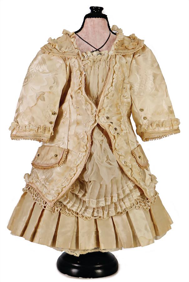high-quality silk dress, for French Bébé around 1880, (1 of 2)