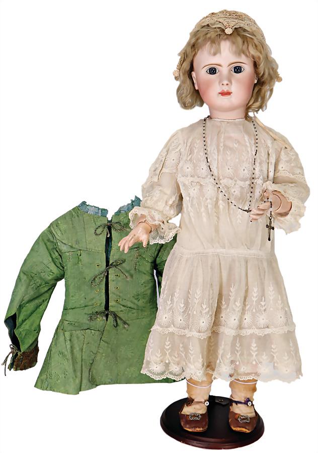 STEINER bisque porcelain head doll, France, Bébé, (1 of 6)