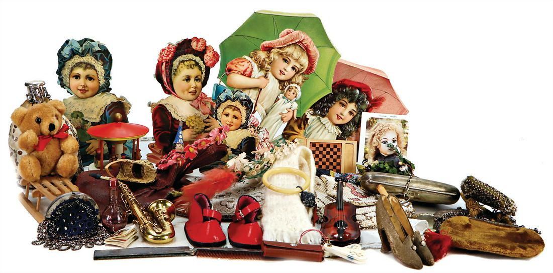 Konv. Puppenausschmückungsteile, aus versch. Zeiten, (1 of 1)