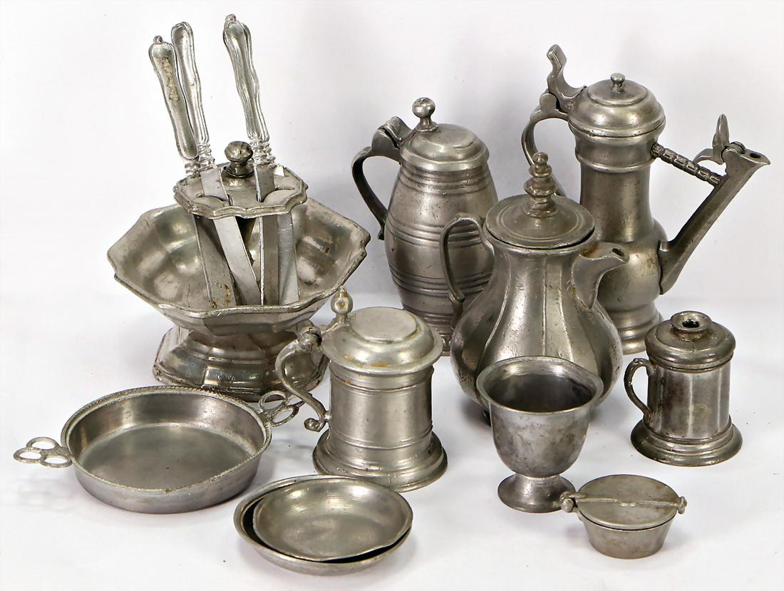 Konv. Zinn, für frühe Küche, Schnabelkanne, H: 7 cm, (1 of 1)