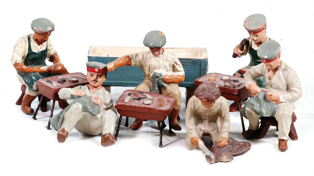 ELASTOLIN 7 figures, World War I, worker, like tailor, (1 of 1)