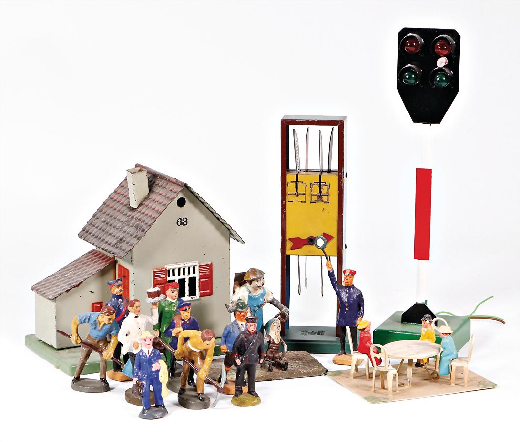 mixed lot of  station figures, track 0, mass, with 1x (1 of 1)