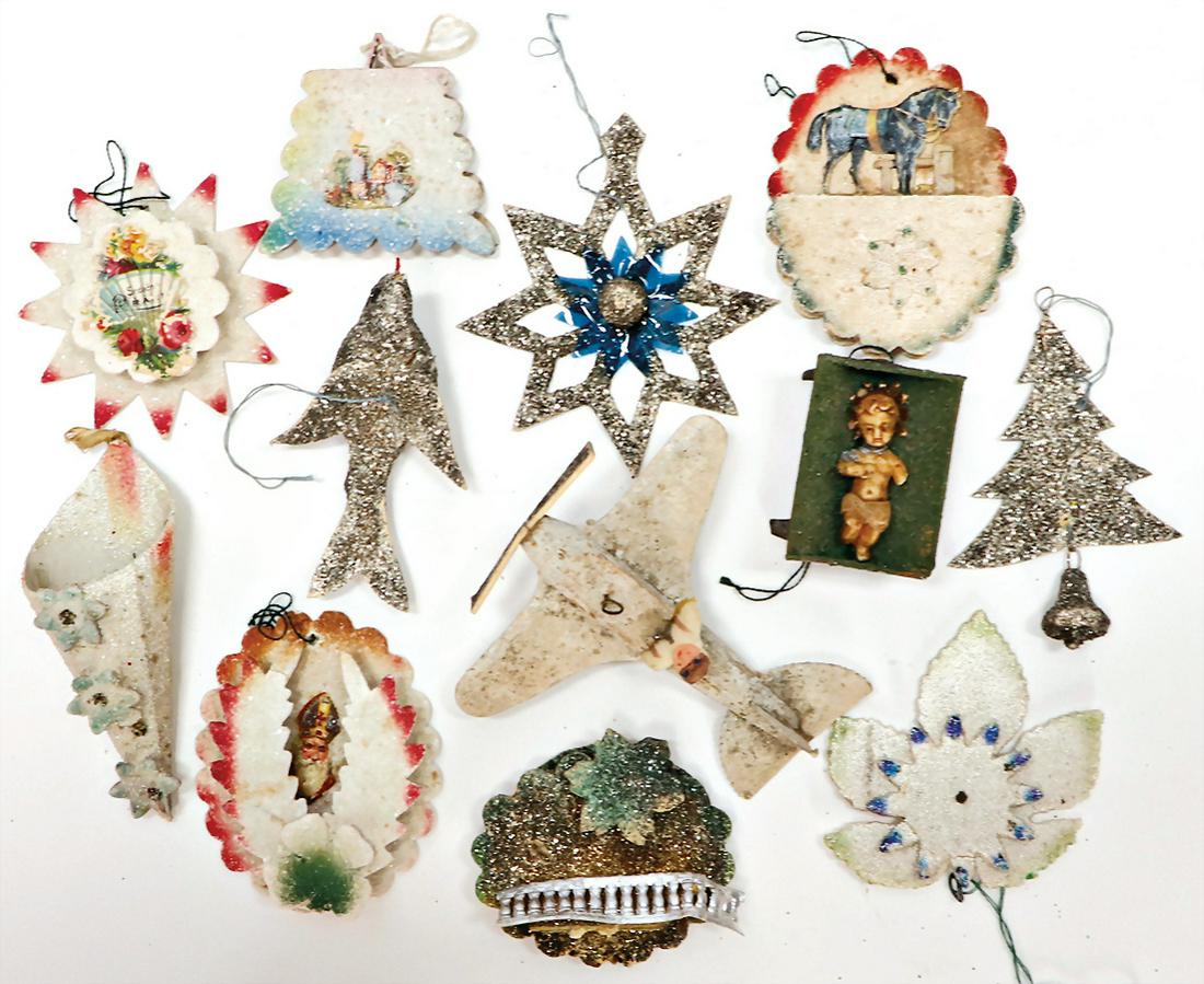 Christmas tree decoration, glass dust, plane, bird,: Christmas tree decoration, glass dust, plane, bird, conestars, moon, crib (wax child, 1 arm is break off), 11 pieces German Description Christbaumschmuck, Glasstaub, Flugzeug, Vogel, Fülltüte, Stern