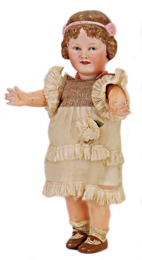 REVALO bisque porcelain full head, girl, modelled,: REVALO bisque porcelain full head, girl, modelled, curly short hairstyle, with modelled, pink hairband, blue, with slightly to the side looking intaglio-eyes, opened/closed mouth, slight line of teeth