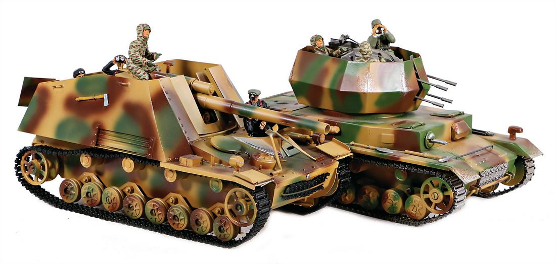 2 Tankwagen, Mimikri, Blech, Eigenbau, 28 cm, teils: 2 Tankwagen, Mimikri, Blech, Eigenbau, 28 cm, teils farbl. nachgebessert, teils Lackschäden, auf Funktion nicht gepr.