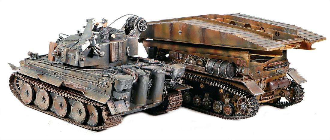 2 Tanker, Kunststoff, guter - bespielter Zust., 25-35: 2 Tanker, Kunststoff, guter - bespielter Zust., 25-35 cm