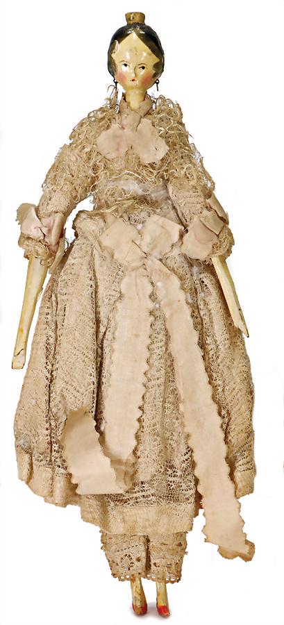 Grödnertal wood doll, 24 cm, original painting, with: Grödnertal wood doll, 24 cm, original painting, with earring, wood body, old clothes, early, at head small flaked off paint part, nice original condition German Description GRÖDNERTAL Holz-Puppe, 24