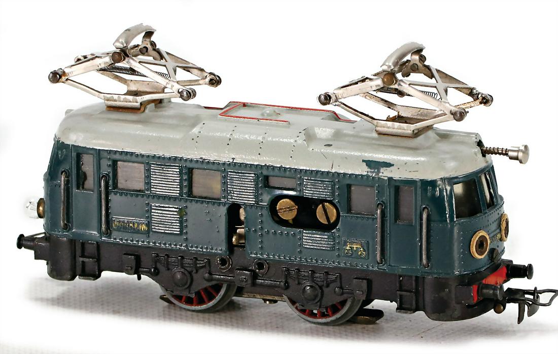 MÃ¤rklin H0, electric-locomotive, RS800, turquoise, 20V, color is minimally wear down, otherwise (1 of 1)