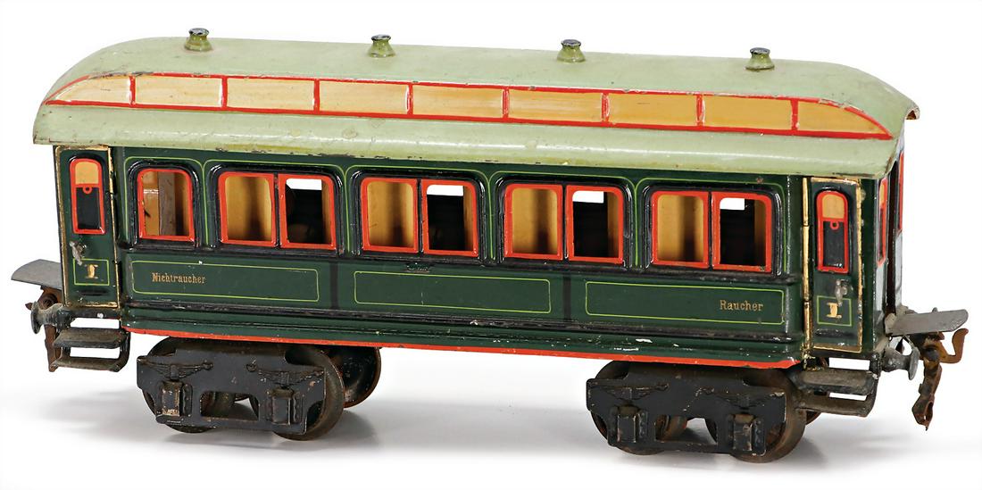 MÃ„RKLIN gauge 1, passenger coach, nonsmoker, green, with slight scratches on the paintwork, was: MÃ„RKLIN gauge 1, passenger coach, nonsmoker, green, with slight scratches on the paintwork, was colorwise slightly retouched, with interior fittings, 1st class, rust at wheels, 31 cm, 4-axled Germ