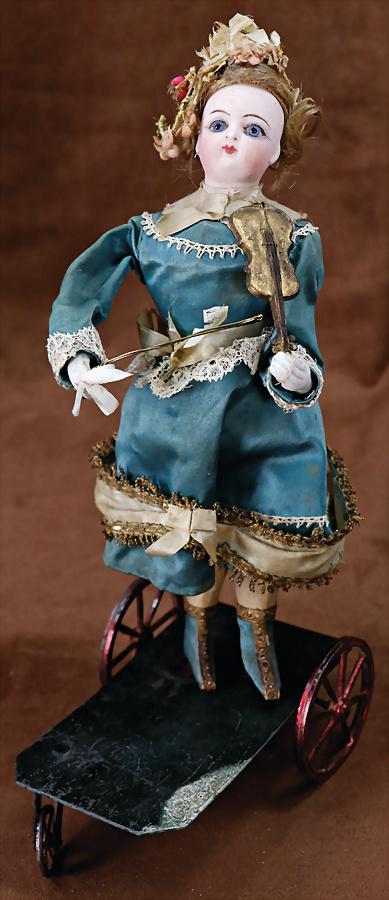 small machine, France, running doll, 25 cm, bisque socket head, fix inset blue  glass eyes, (1 of 1)