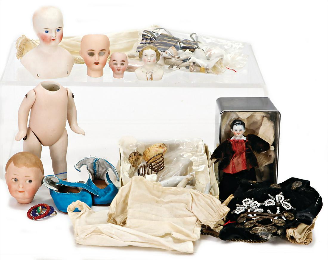 doll clothes, replacement parts and  accessories, clothes, for small dolls, different condition, (1 of 1)