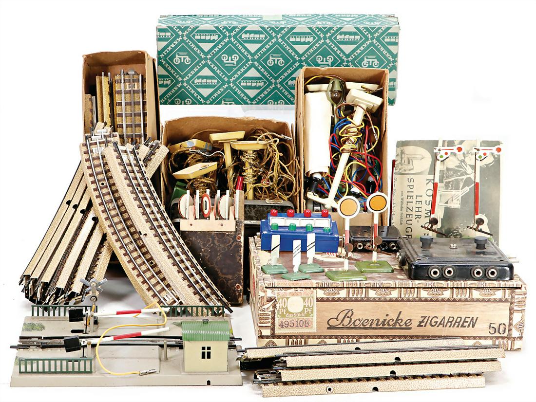 interesting treasure chest, MÄRKLIN 00, track material, partially broad sleeper spacing, pass (1 of 1)