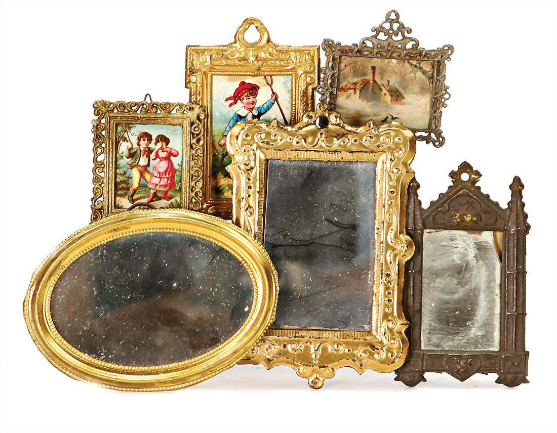 dollhouse picture, frames are made of  gilded sheet brass, 8 cm, 2 corners are a bit steamed (1 of 1)