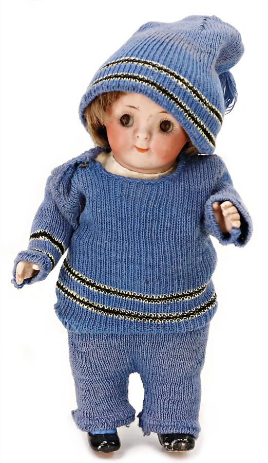 HERTEL, SCHWAB & CO Googly, 14 cm, bisque socket head, with brown to the side looking sleepy (1 of 3)