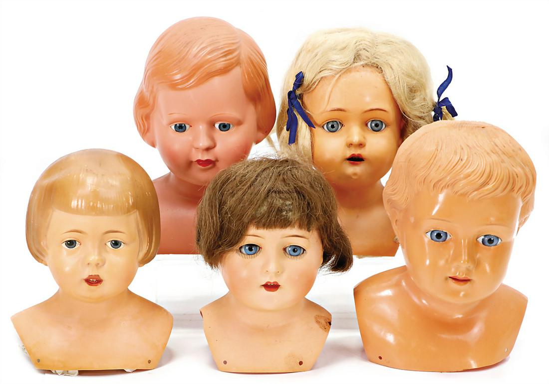 mixed lot of celluloid, shoulder headed dolls, SCHILDKRÖT, BRUNO SCHMIDT, CELLBA German: mixed lot of celluloid, shoulder headed dolls, SCHILDKRÖT, BRUNO SCHMIDT, CELLBA German Description Konv. Celluloid, Brustblattköpfe, SCHILDKRÖT, BRUNO SCHMIDT, CELLBA