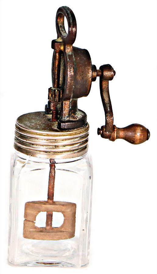 dollhouse butter machine, around 1900, 13 cm, small crack at the beater otherwise good condition: dollhouse butter machine, around 1900, 13 cm, small crack at the beater otherwise good condition German Description Puppenstuben-Buttermaschine, um 1900, 13 cm, kl. Bruchstelle am Quirl sonst guter Zu