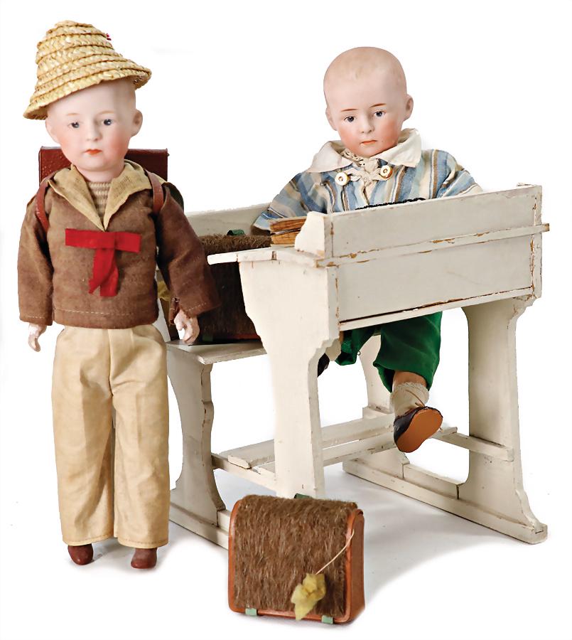 2x dollhouse dolls, boy, with satchel, HEUBACH, Sonne, 25 cm, socket head, Intaglio-eyes, closed: 2x dollhouse dolls, boy, with satchel, HEUBACH, Sonne, 25 cm, socket head, Intaglio-eyes, closed mouth, rubbers must be new mounted, 1 school bench, height: 19 cm, was colorwise a bit repaired German