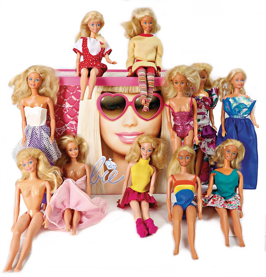 MATTEL Barbiemixed lot, used, different conditions German Description MATTEL Konv. Barbie,: MATTEL Barbiemixed lot, used, different conditions German Description MATTEL Konv. Barbie, bespielt, untersch. Zust.