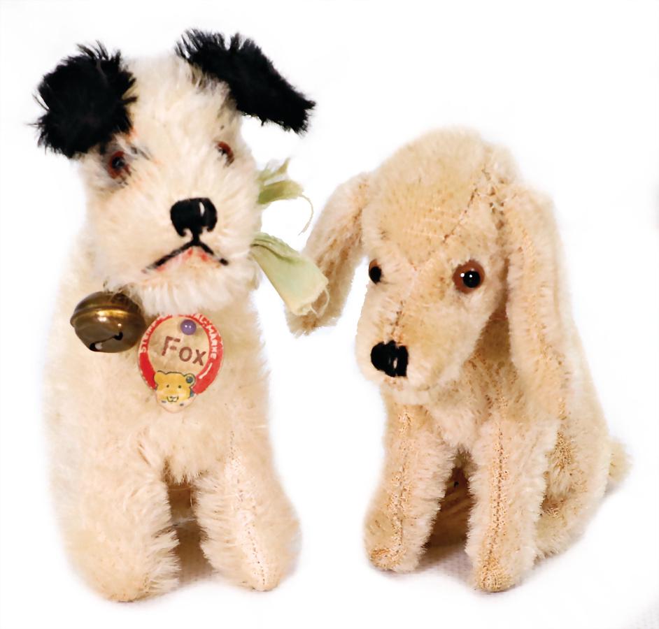 STEIFF 2 pieces, 1x Treff, sitting, seat height 10 cm, swivel head, glass eyes, without button, (1 of 2)