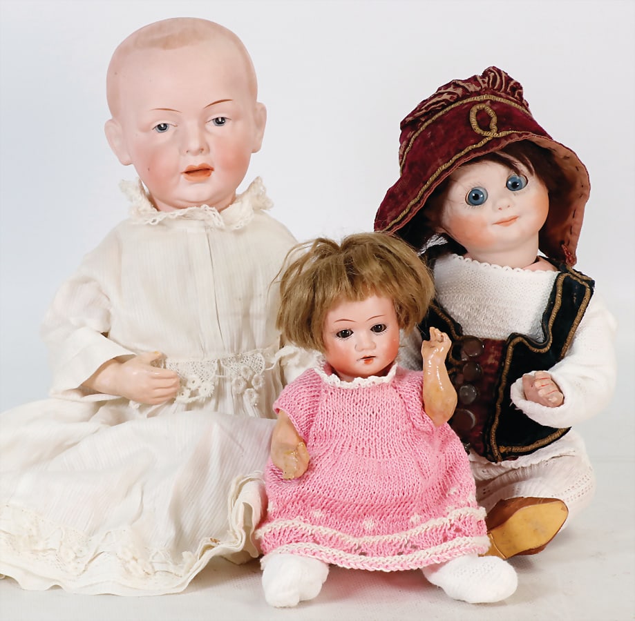 bisque porcelain full head baby, marked EINCO 1½ Germany, age?, blue Intaglio eyes,: bisque porcelain full head baby, marked EINCO 1½ Germany, age?, blue Intaglio eyes, opened/closed mouth, mass baby with sitting body, head looks a bit too big for the body, 28 cm, 1x bisque porce