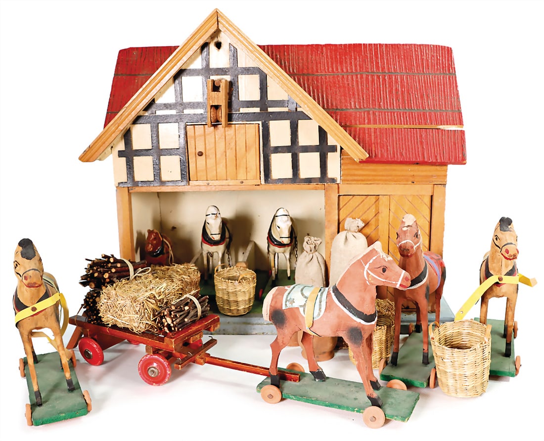 dollhouse stable, height: 39 cm, width: 44 cm, richly accessories, 1 board at roof is broken (1 of 1)