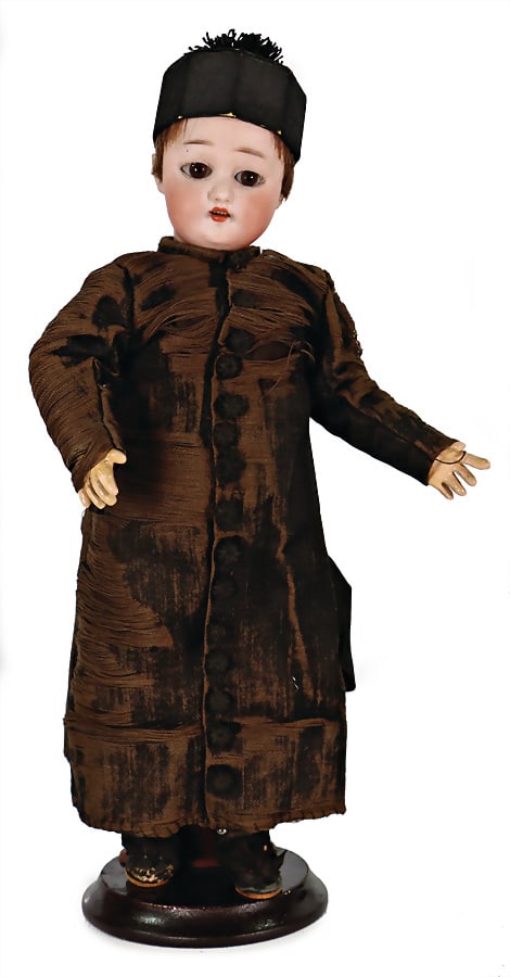 SIMON & HALBIG bisque porcelain socket head doll, marked SIMON & HALBIG, No. 2, brown sleepy: SIMON & HALBIG bisque porcelain socket head doll, marked SIMON & HALBIG, No. 2, brown sleepy eyes, opened mouth, line of upper teeth, wig couldn't be removed, please note that it is risky to t