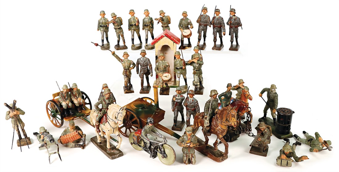 mostly LINEOL mixed lot with c. 25 pieces, mass, World War II, 7.5 cm, fighting, marching, condition (1 of 1)