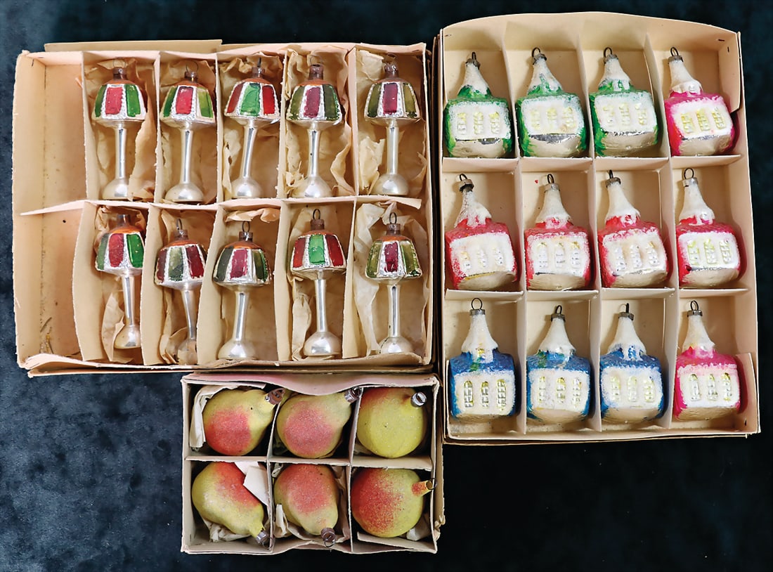 Christmas tree decoration, glass, 6 pieces, bulbs, 5.5 cm, in a box, 12 pieces, small church, 6.5 (1 of 1)