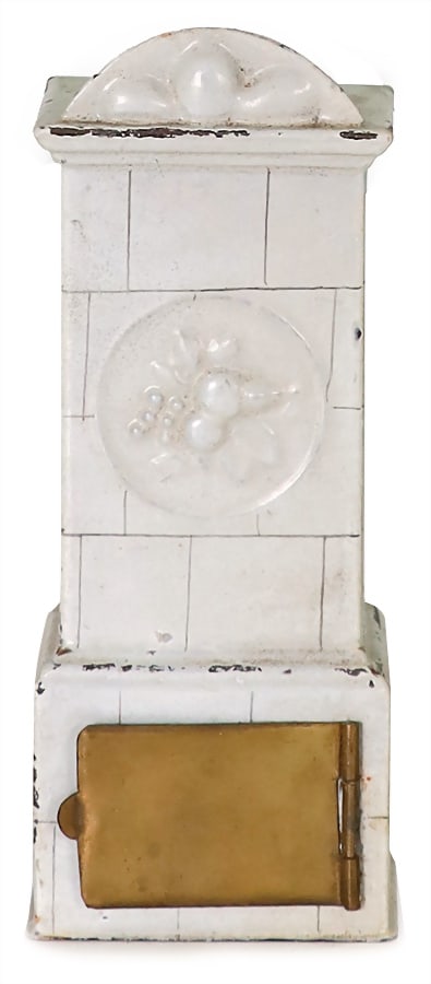 probably MÄRKLIN dollhouse stove, sheet metal, 12 cm, with brass door   German Description (1 of 2)