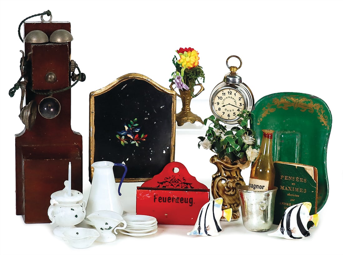 mixed lot of dollhouse accessories, telephone, sheet metal folding screen, lighter container, 1 tin (1 of 1)